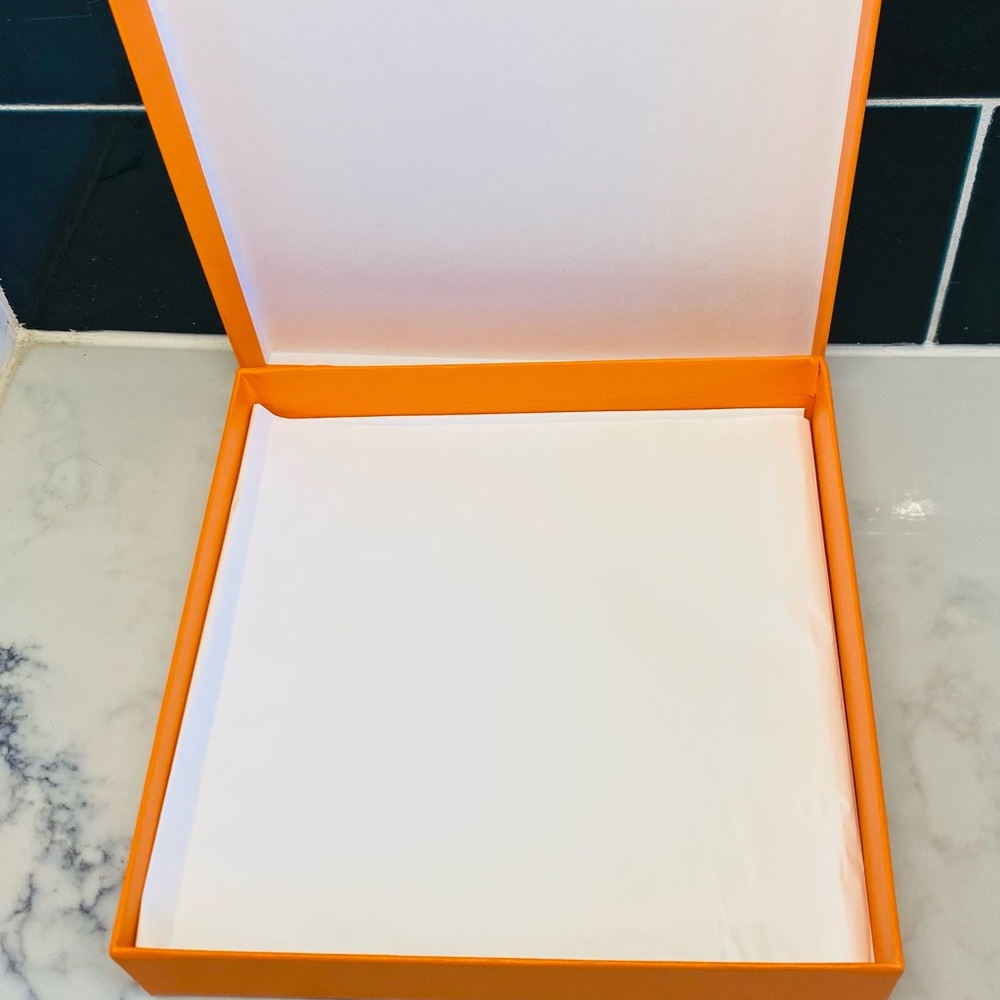 Small Hermes Box (empty) - Picture 2 of 4
